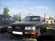 AUDI 90, 1989 г.в. не растаможен.