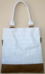 Продам сумку белую Новая