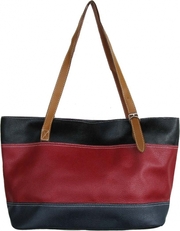 Продам стильную черную сумку Новая