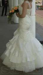 Продам весільну сукню